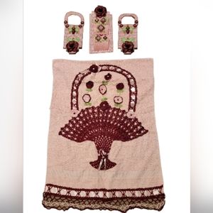 Hand made bathroom set